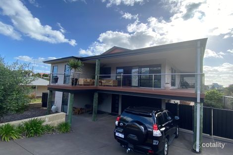 7 Beachcast Cl, Preston Beach, WA 6215