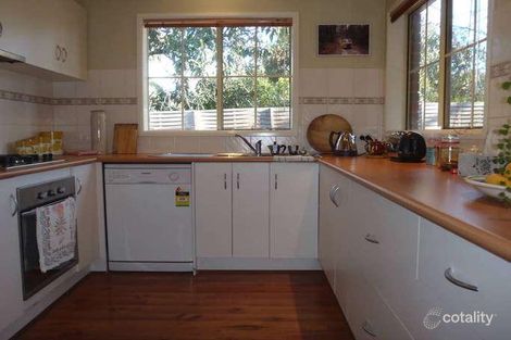 Property photo of 2/10 Pascoe Avenue Croydon VIC 3136