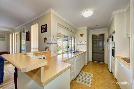Property photo of 2 Cartwright Court Kalkie QLD 4670