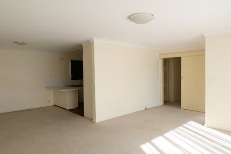 Property photo of 60 Mimosa Drive Mount Austin NSW 2650