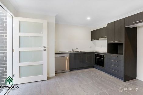 25 Kevin Mulroney Dr, Flinders View, QLD 4305