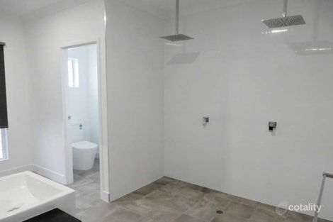Property photo of 77 Honeyeater Crescent Cannon Valley QLD 4800