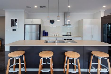 Property photo of 6 Marseilles Drive Yalyalup WA 6280