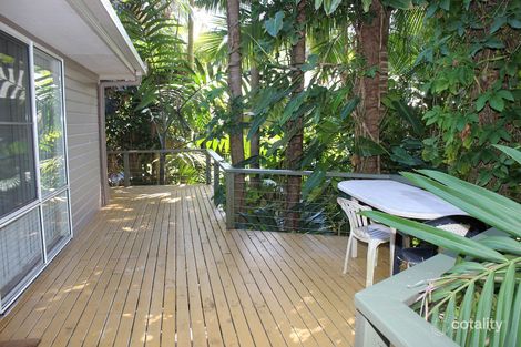 Property photo of 24 Hillside Parade Elizabeth Beach NSW 2428