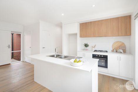 Property photo of 2/1430 Gregory Street Lake Wendouree VIC 3350
