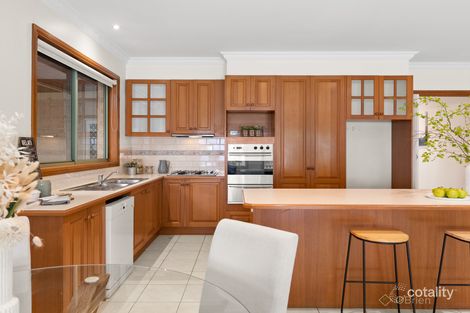 Property photo of 8 Bree Court Berwick VIC 3806
