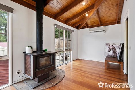 Property photo of 6 Corless Close Mount Evelyn VIC 3796