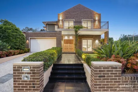 Property photo of 2 Gilbert Street Bulleen VIC 3105