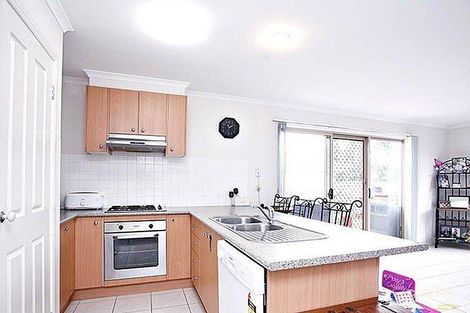 Property photo of 4 Larne Close Berwick VIC 3806