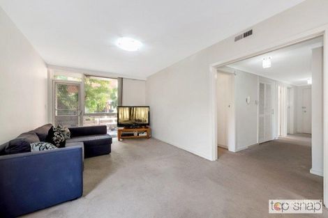 9/35 Dickens St, Elwood, VIC 3184