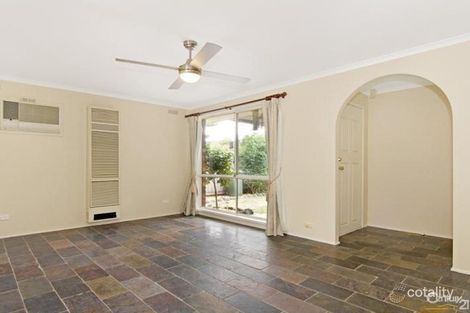 Property photo of 1 Cane Avenue Seaford VIC 3198