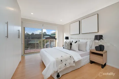 Property photo of 2/221A North Rocks Road North Rocks NSW 2151
