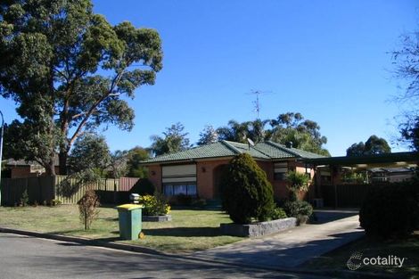 37 Alexandra Cct, St Clair, NSW 2759