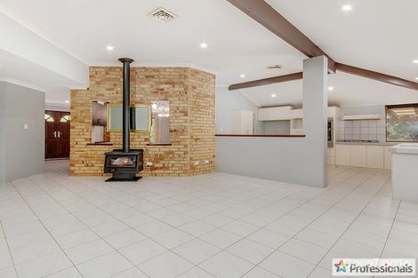 Property photo of 2 Farrier Court Wellard WA 6170