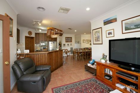 Property photo of 24 Bourkelands Drive Bourkelands NSW 2650