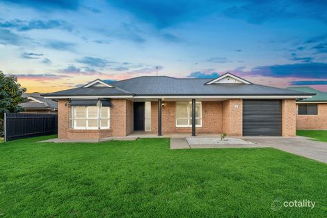 23 Paldi Cres, Glenfield Park, NSW 2650