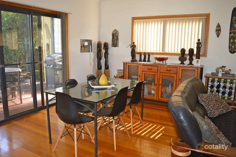 Property photo of 10 Winn Avenue Basin View NSW 2540
