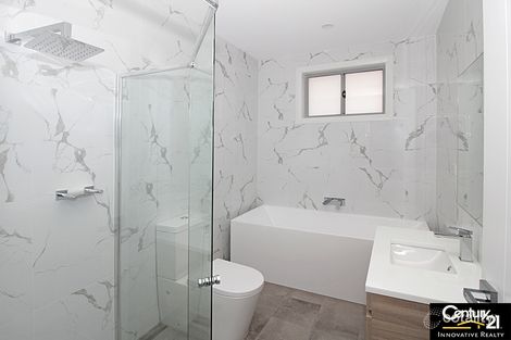 Property photo of 25 Dernancourt Parade Milperra NSW 2214