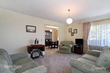 Property photo of 11 Dennis Court Bayswater VIC 3153
