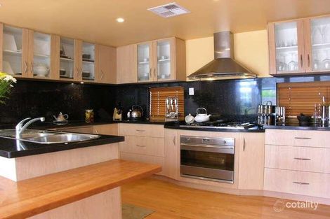 Property photo of 24 Azzuro Crescent Hillarys WA 6025