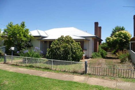 Property photo of 96 De Boos Street Temora NSW 2666