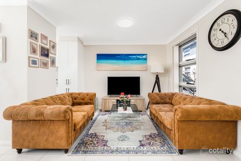 Property photo of 2/110 Canberra Street Oxley Park NSW 2760