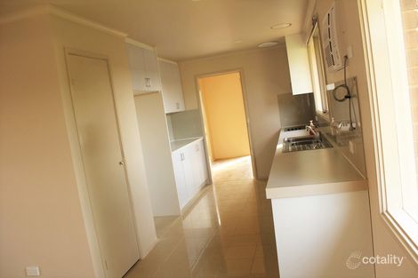 Property photo of 5 Hamsterley Square Wantirna VIC 3152