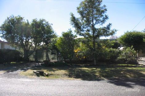 5 Clucas Ave, Gorokan, NSW 2263