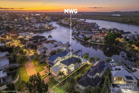 8076 Riverside Dr, Hope Island, QLD 4212