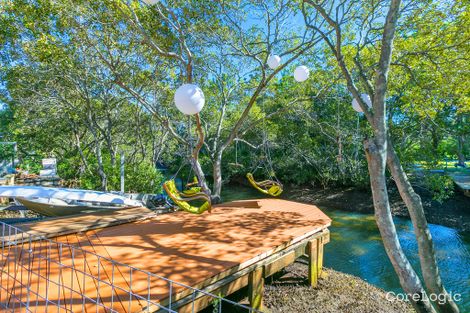 Property photo of 46 Saint Catherines Terrace Wynnum QLD 4178