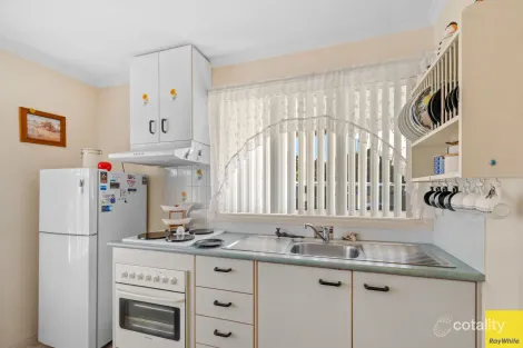 Property photo of 51 Melaleuca Crescent Kanahooka NSW 2530