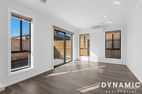 Property photo of 27 Fritelli Circuit Wyndham Vale VIC 3024