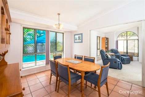 Property photo of 5 Forest Place Carindale QLD 4152