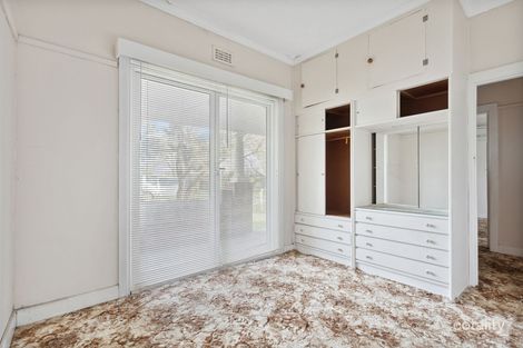 2a Warren St, Kyneton, VIC 3444