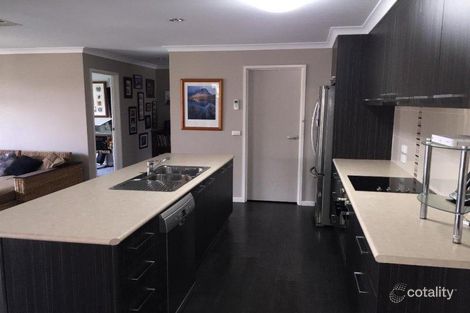 Property photo of 7 Koendidda Court Wodonga VIC 3690