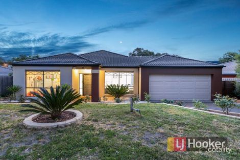 Property photo of 18 St Bernards Crescent Lynbrook VIC 3975