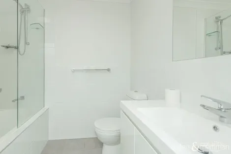 Property photo of 16 Wattlebird Crescent Elermore Vale NSW 2287