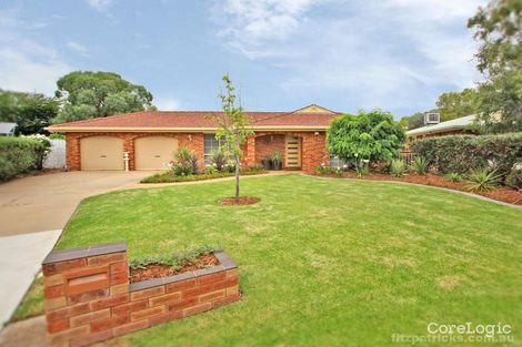 Property photo of 31 Warrambool Crescent Glenfield Park NSW 2650