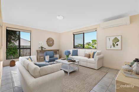 Property photo of 32 Viewpoint Drive Springfield Lakes QLD 4300