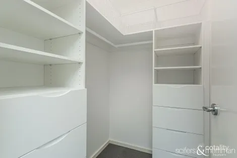 Property photo of 16 Wattlebird Crescent Elermore Vale NSW 2287