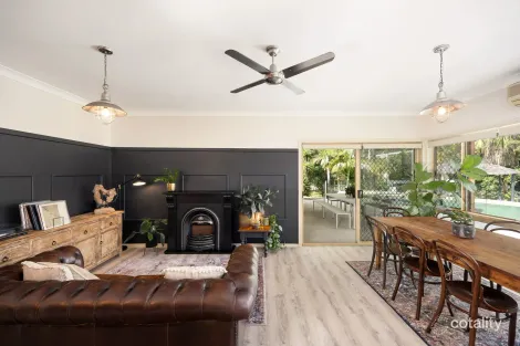 Property photo of 72 Riversleigh Road Bellbowrie QLD 4070