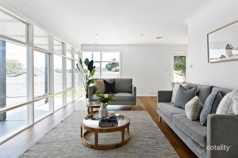 Property photo of 5 Wakefield Avenue Frankston South VIC 3199