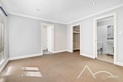 Property photo of 18 Stipa Lane Mount Annan NSW 2567