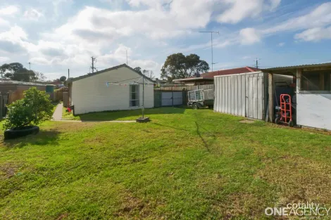 Property photo of 17 Taylor Crescent Traralgon VIC 3844