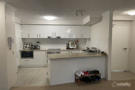 Property photo of 10/8-10 Ahern Street Labrador QLD 4215