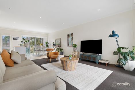 Property photo of 21 David Lane Mornington VIC 3931