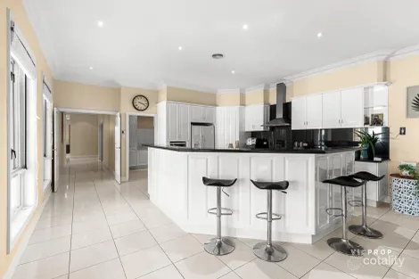 Property photo of 1 Harcourt Place Lower Plenty VIC 3093