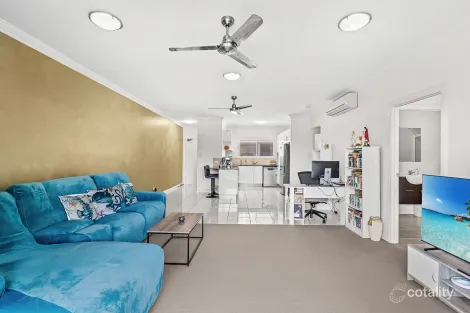 Property photo of 19/3 Deloraine Close Cannonvale QLD 4802