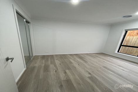 Property photo of 18 Dollarbird Drive Deanside VIC 3336