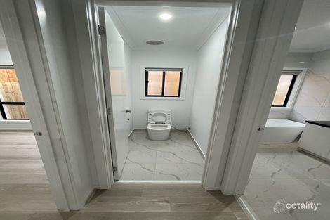 Property photo of 18 Dollarbird Drive Deanside VIC 3336